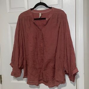 PILCO XL used, dark rose gause flowy top, detailed embroidery Anthropologie